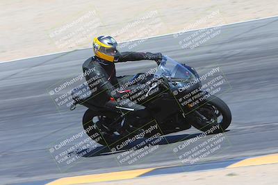 media/Mar-25-2024-Moto Forza (Mon) [[8d4319bd68]]/4-Novice Group/Session 4 (Turn 10 Inside)/